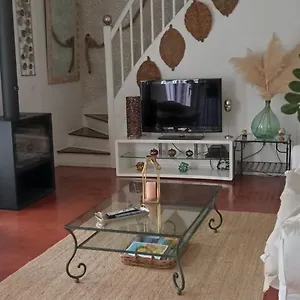  Hébergement de vacances Maison Agreablement Chaleureuse